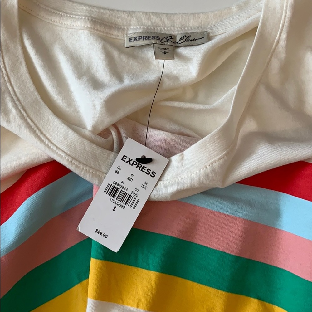 Express Boxy Tee - Picture 3 of 4